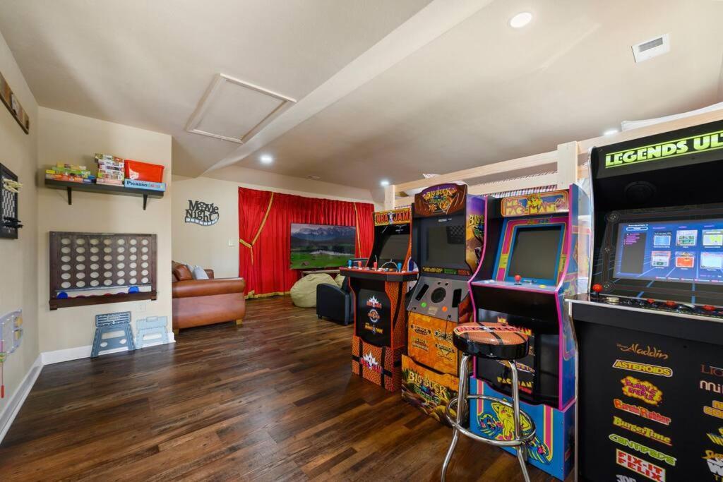 Crestview Estate 5 Acres-Heated Pool-5Min To Strip Villa Pigeon Forge Eksteriør billede